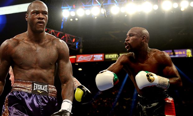 Wilder Sandingkan Dirinya...