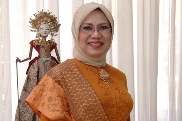 Mufidah Kalla: Perempuan...