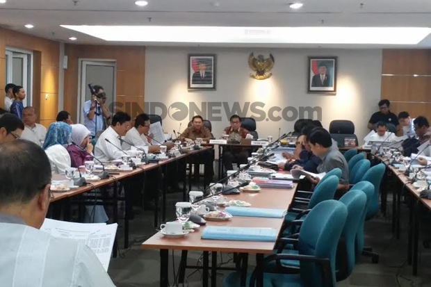 Ahok Ikuti Rapat Banggar...