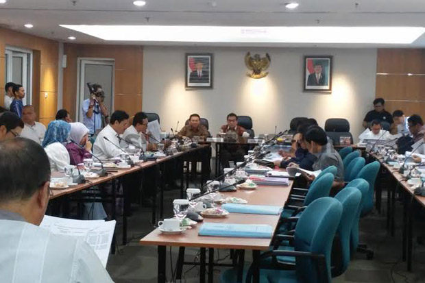 Nada Tinggi, Taufik...