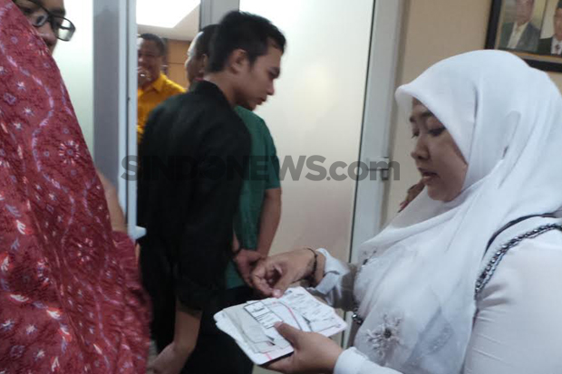 Tak Terima Ditanya Soal...