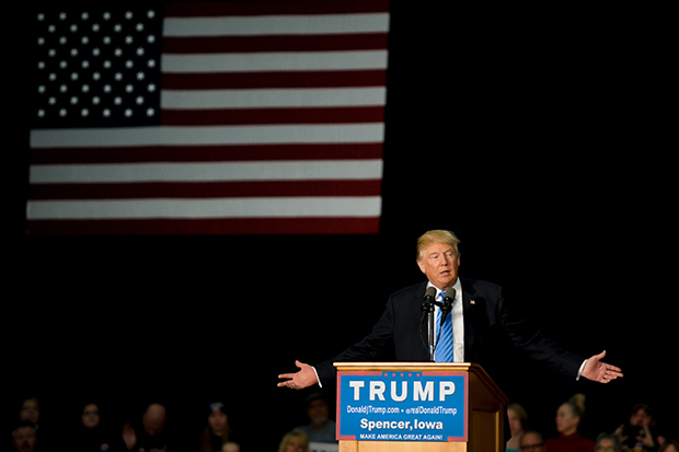 Banjir Kecaman, Trump...