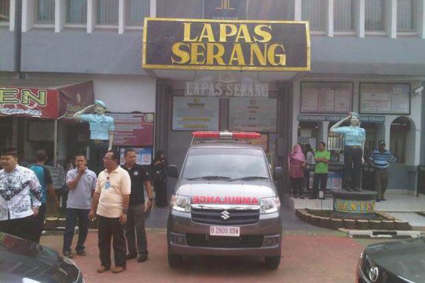 Pemberian Ambulans kepada...