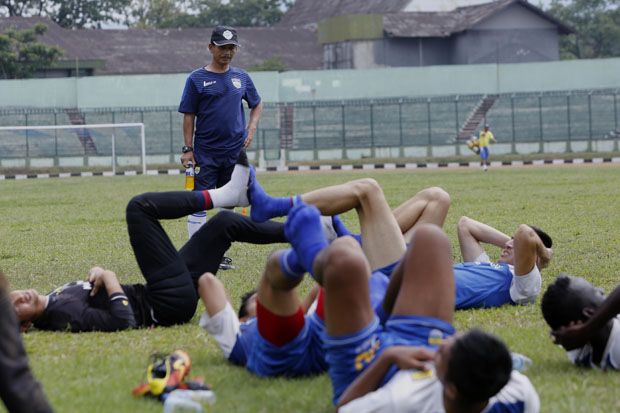 Target Tak Jelas, Persib...