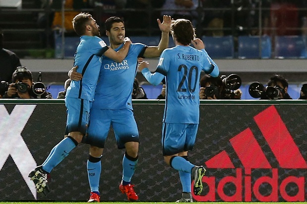 Hattrick Suarez Bawa...