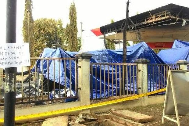 Truk Tangki Terbakar...