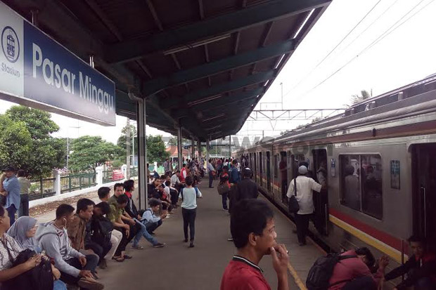 Listrik Padam, Commuter...