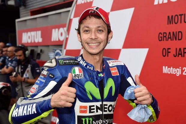 Rossi Raih Penghargaan...