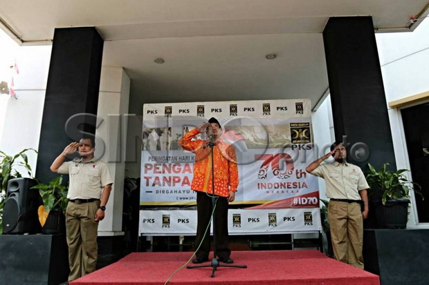 PKS Sebut Ada Pemburu...