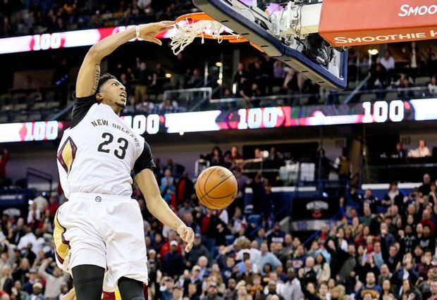 Anthony Davis Keluarkan...