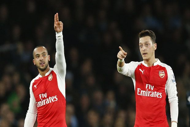 Aguero Mandul, Walcott...