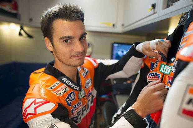 Dani Pedrosa Nunggak...