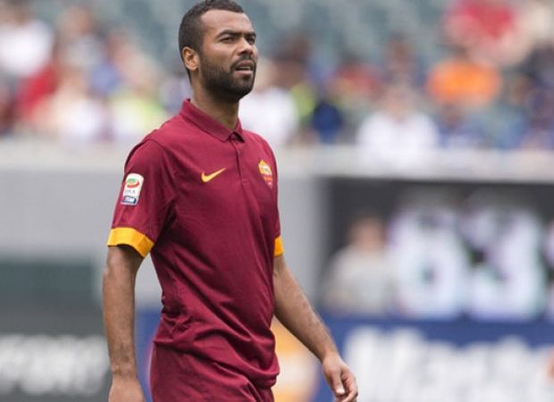 Ashley Cole Ikuti Jejak...