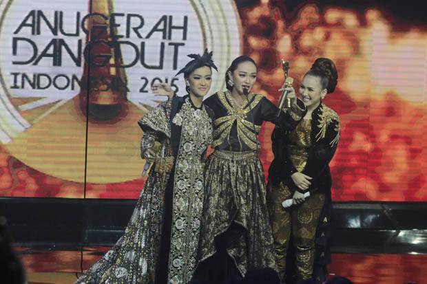 Trio Cecepy Ingin Main...