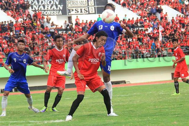 Panpel Takut Rugi, Persis...