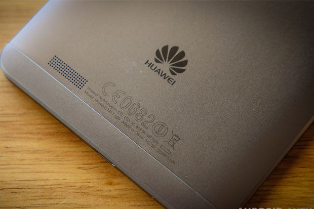 Huawei Rilis Ponsel...