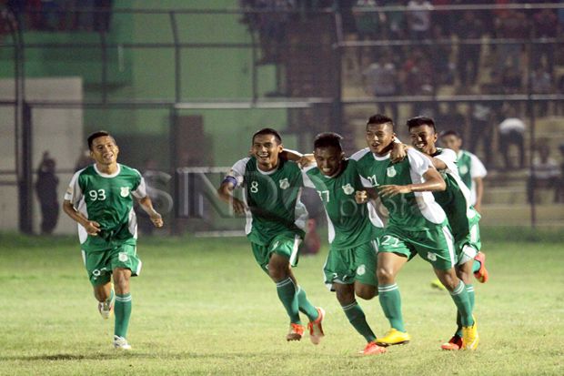 Rombak Skuat Ayam Kinantan,...
