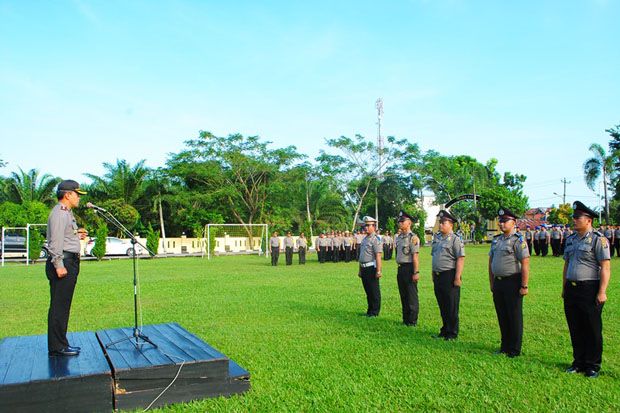 36 Personel Polres Sergai...