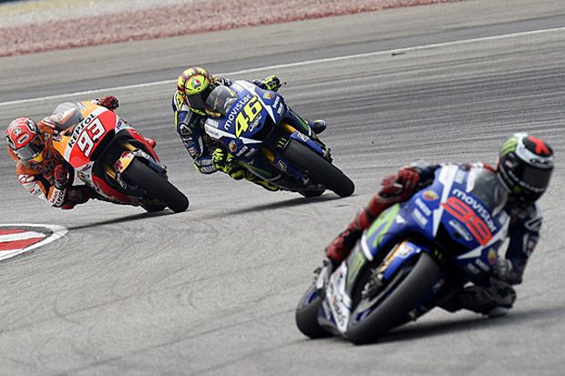 Rapor MotoGP 2015: Rossi-Marquez...