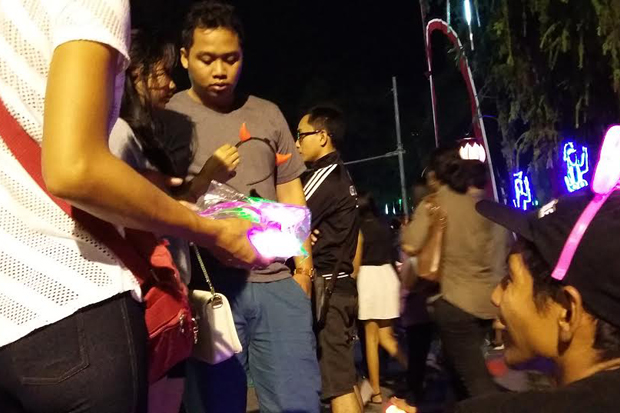 Pergantian Tahun, Bandana...