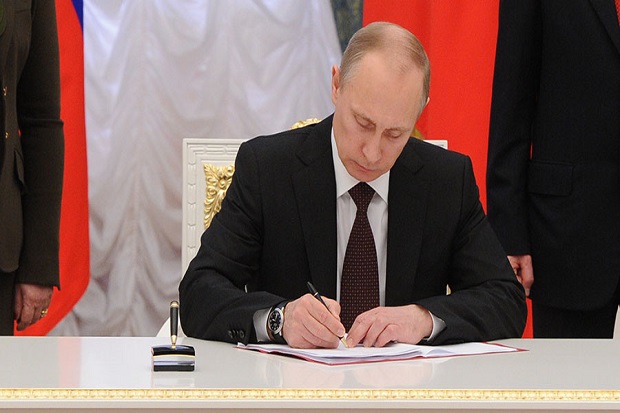 Dokumen Putin 2016,...
