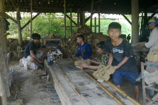 428 Perusahaan di Kendal...
