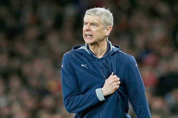 Wenger Masih Pelit di...