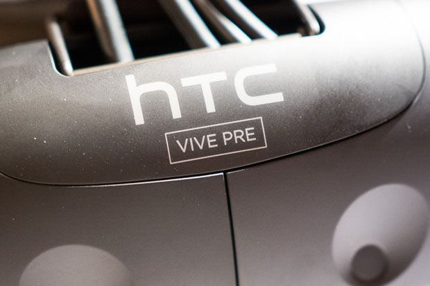 HTC Rilis Headset VR...