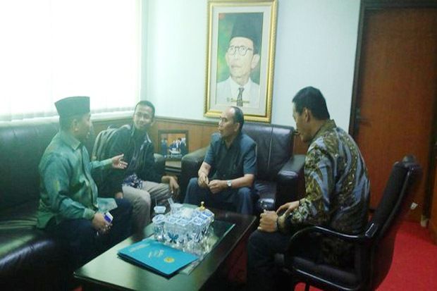 Islah dengan Rektor,...