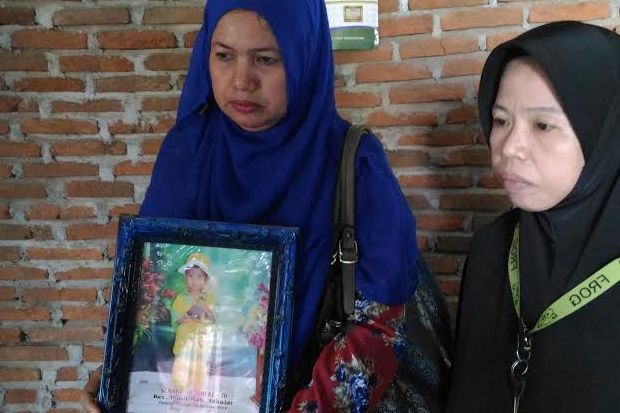 Diajak Pergi ke Sawah,...
