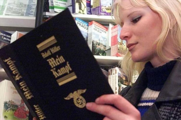Buku Mein Kampf Karya...