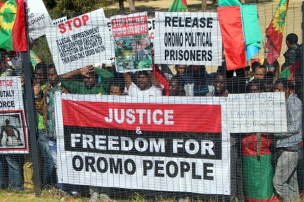 Pasukan Ethiopia Bantai...