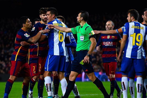 Suarez Dihukum, Barcelona...