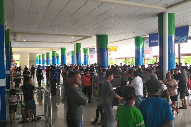 Penumpang di Bandara...