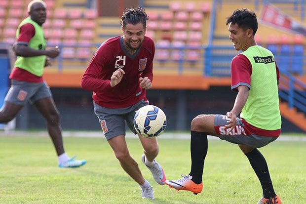 Pusamania Borneo FC...
