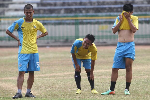 Kurang Laku, Persegres...