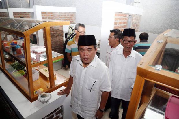 Janji Ade Komarudin...