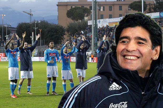 Maradona Semringah Napoli...
