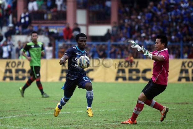 Trio Legiun Asing Perkuat...