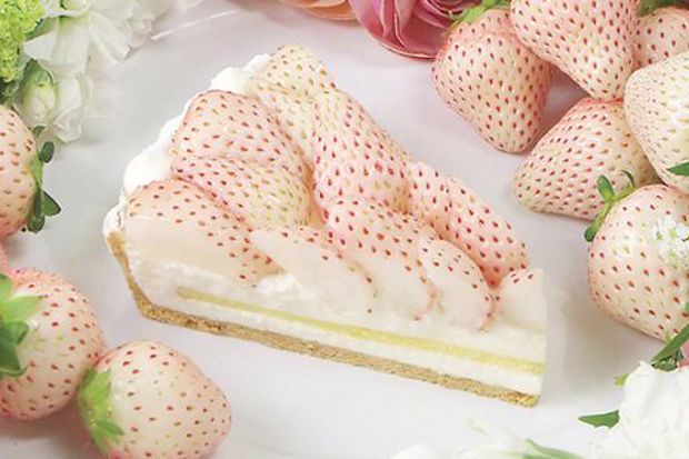 Kue Stroberi Putih Hadir...