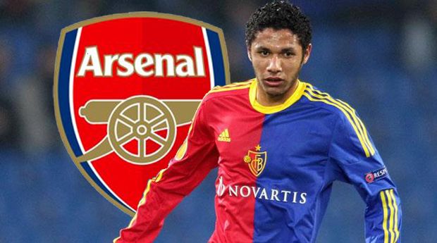 Arsenal Resmi Dapatkan...