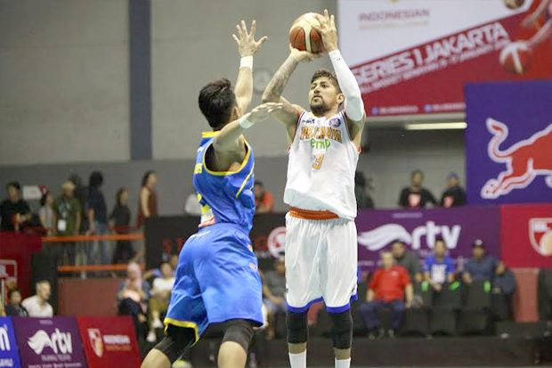 Juara Bertahan Tumbang...