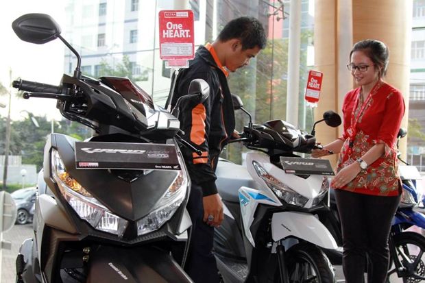 2015 Sepeda Motor Honda...