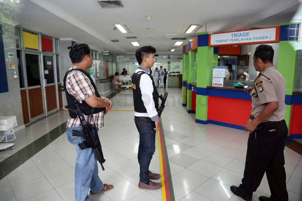 Masih di Ruang ICU,...