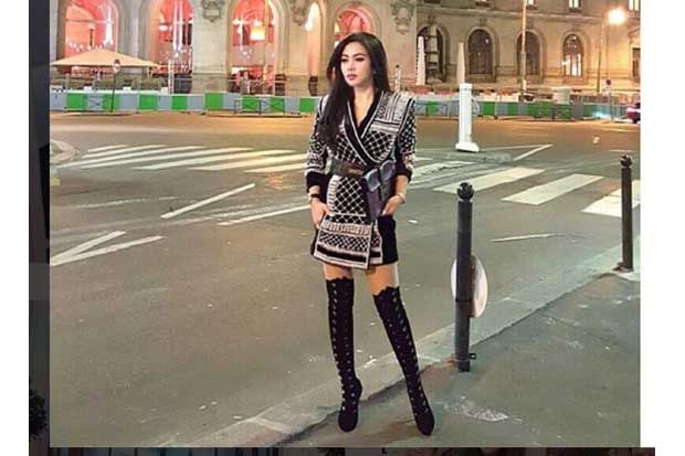 Baju Hyorin SISTAR,...