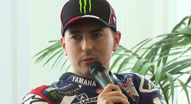 Lorenzo Pesimis Hadapi...