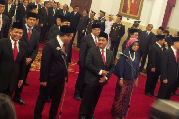 Soetrisno Bachir Resmi...