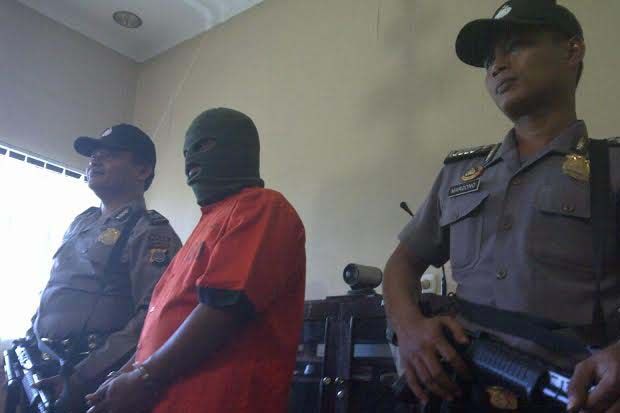 10 Pelajar SMP Anggota...