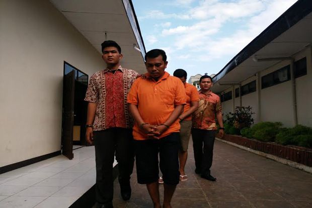 Dalangi Perampokan Ratusan...