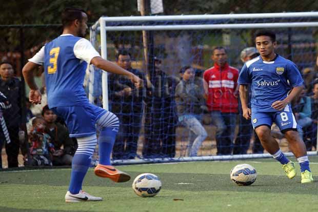 Dejan Geber Uji Coba...